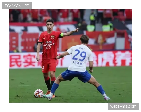 官方：前巴西国脚奥斯卡与上海海港完成一年续约